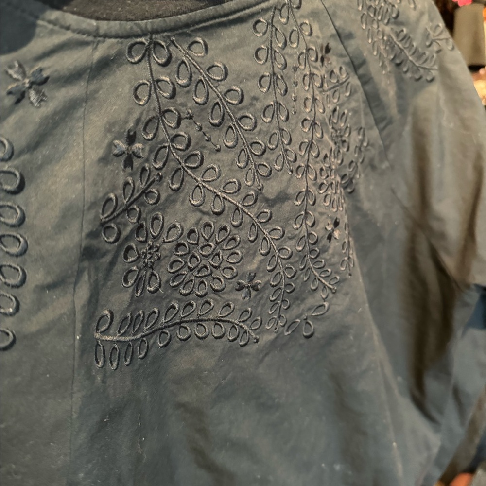 Black eyelet zipper jacket - Picture 6 of 6